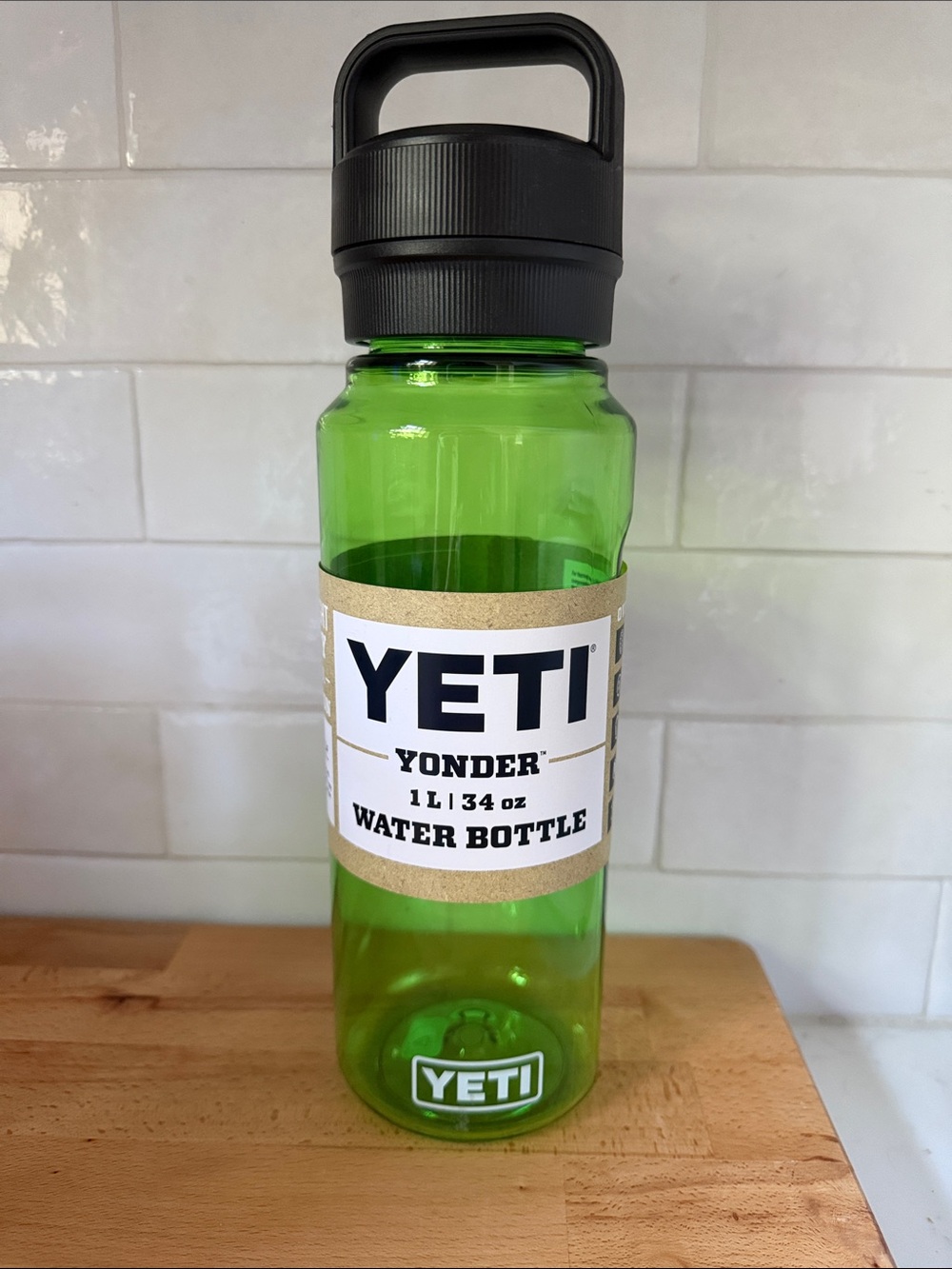 YETI Yonder Water Bottle 34oz Canopy Green